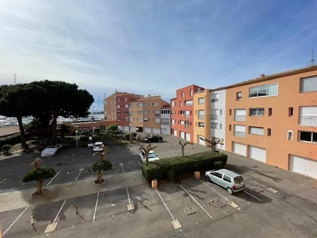 108 2 Pieces Coquet Proche Port Et Avec Parking * Agde